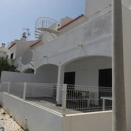 Lägenhet Oura House